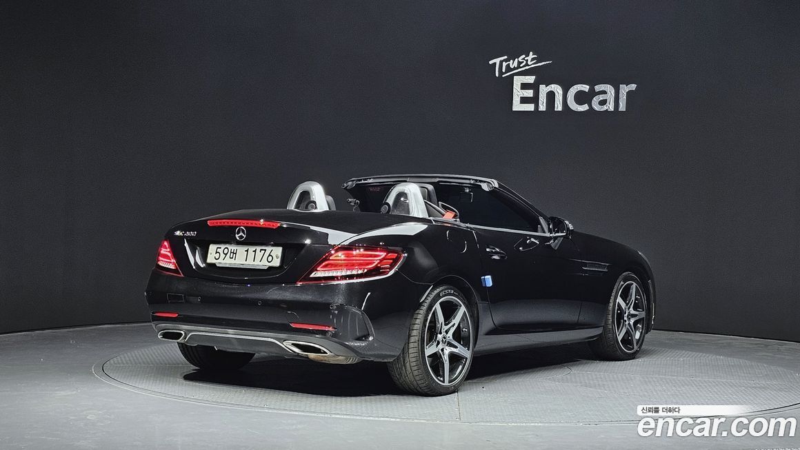 Mercedes-Benz SLC-Class 2018