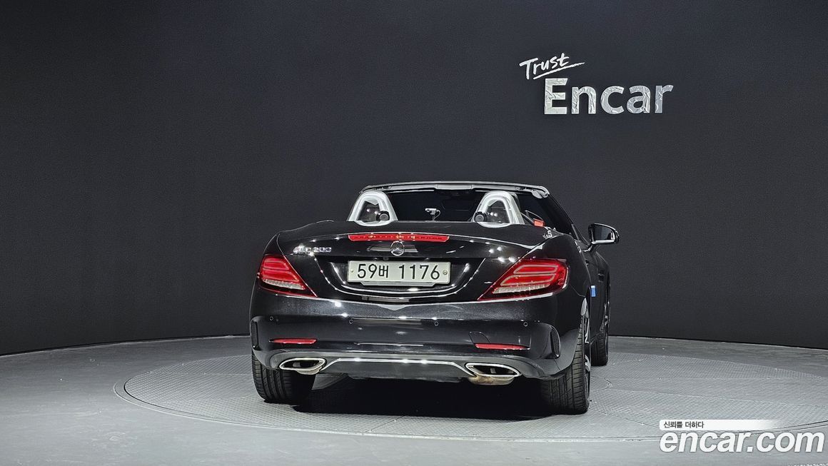 Mercedes-Benz SLC-Class 2018