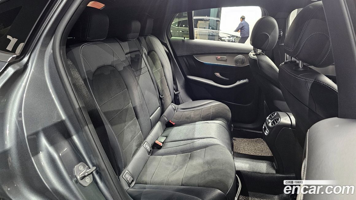 Mercedes-Benz GLC-Class 2019