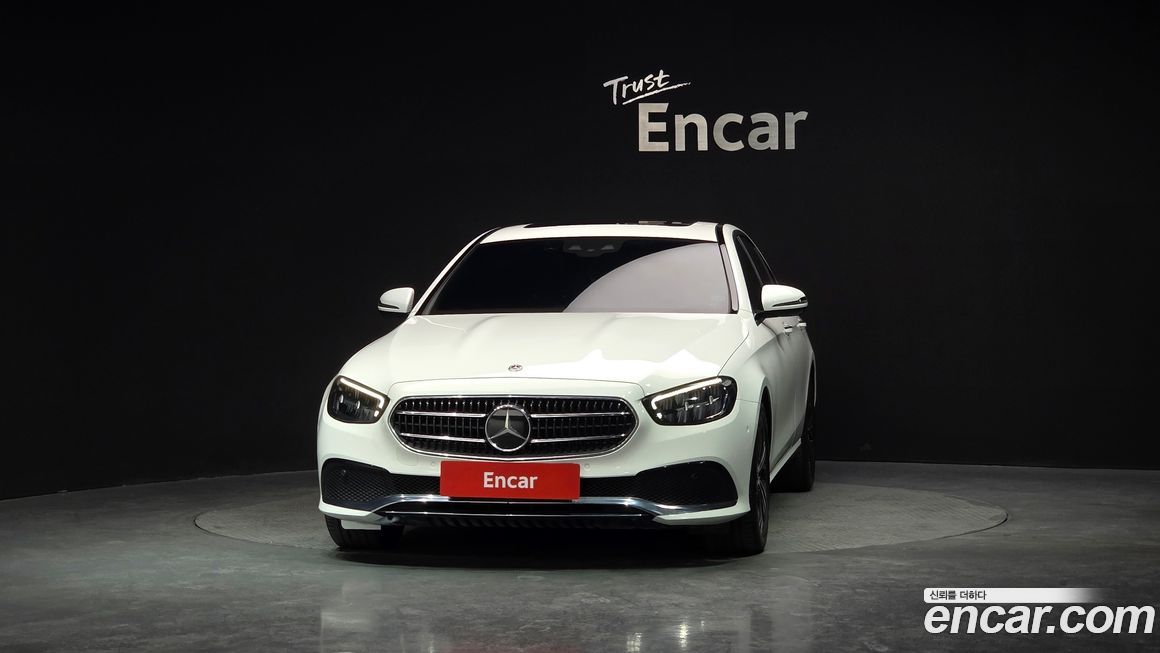 Mercedes-Benz E-Class 2021