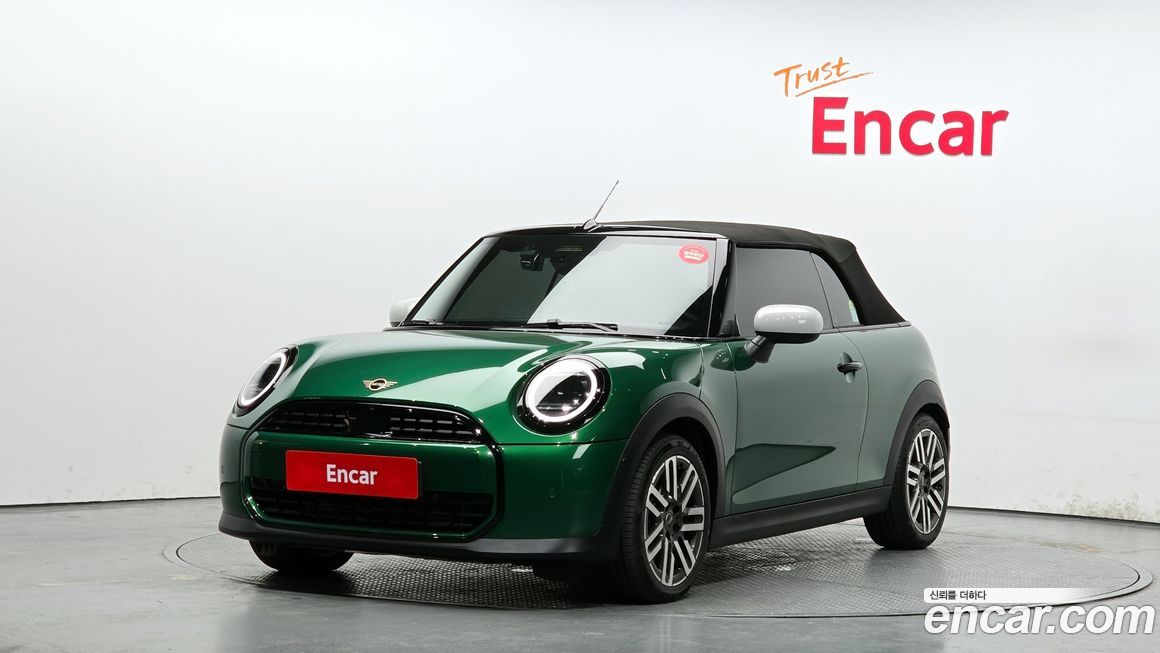 Mini Cooper Convertible 2025