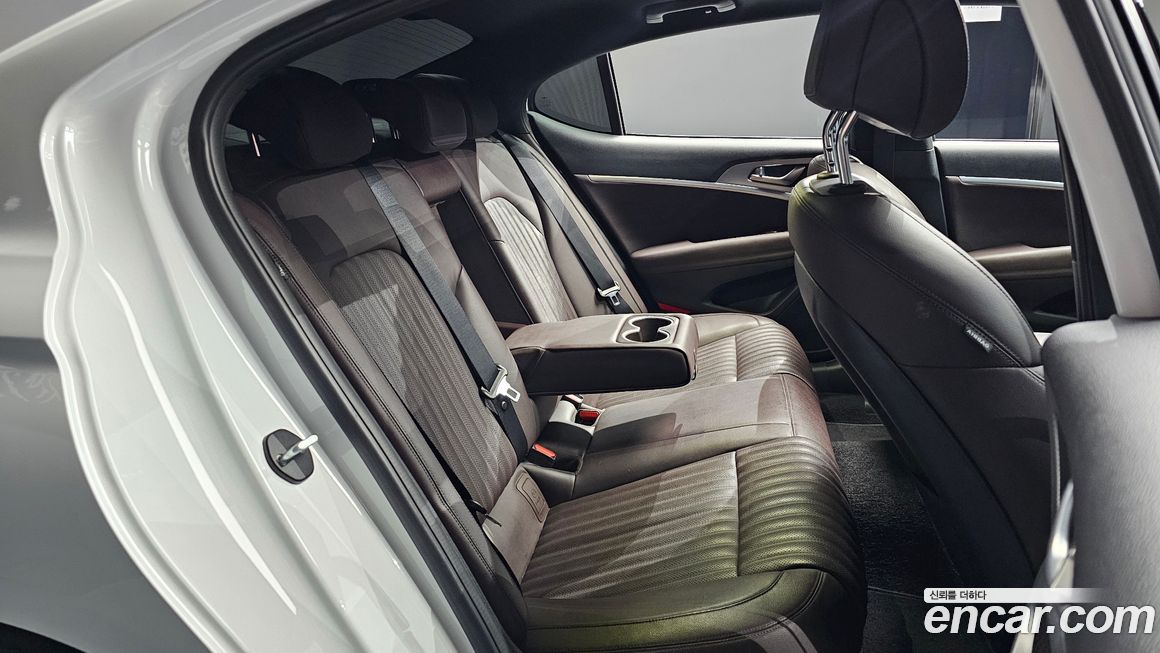 Genesis G70 2022