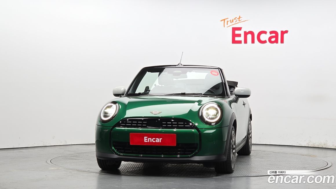 Mini Cooper Convertible 2025