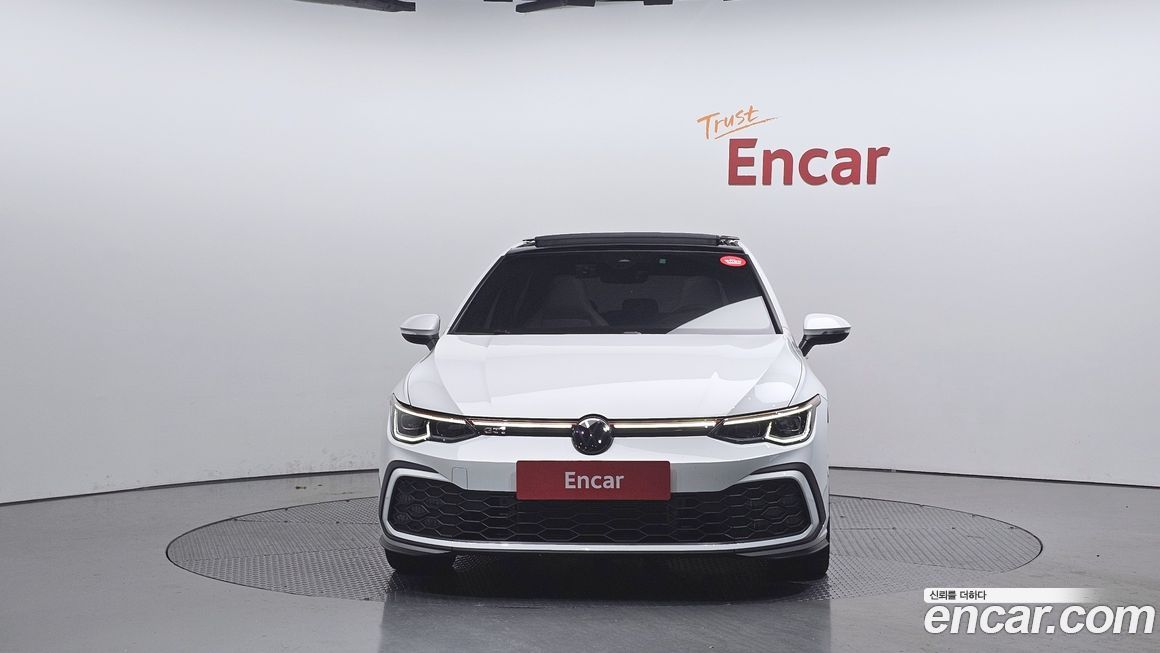 Volkswagen Golf 2024