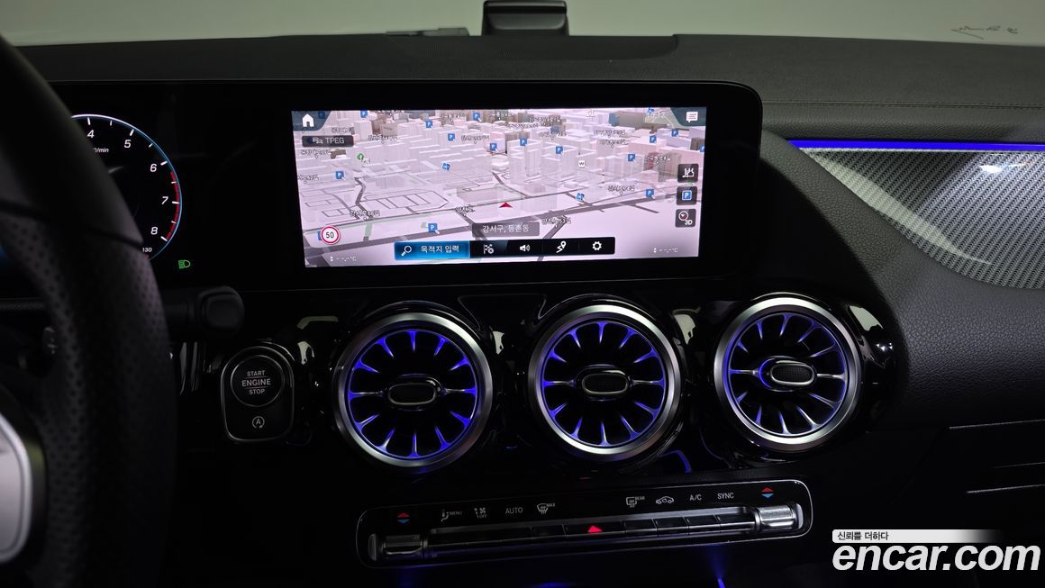 Mercedes-Benz GLA-Class 2023