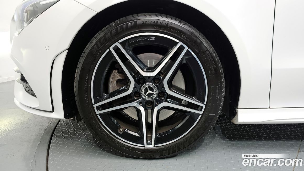 Mercedes-Benz CLA-Class 2023