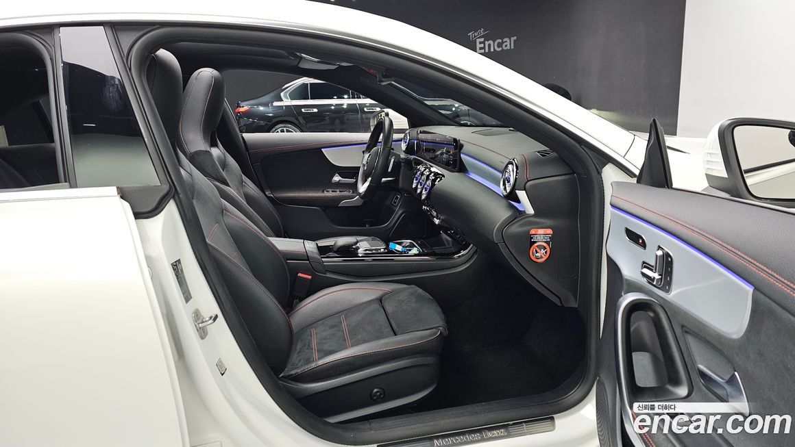 Mercedes-Benz CLA-Class 2023