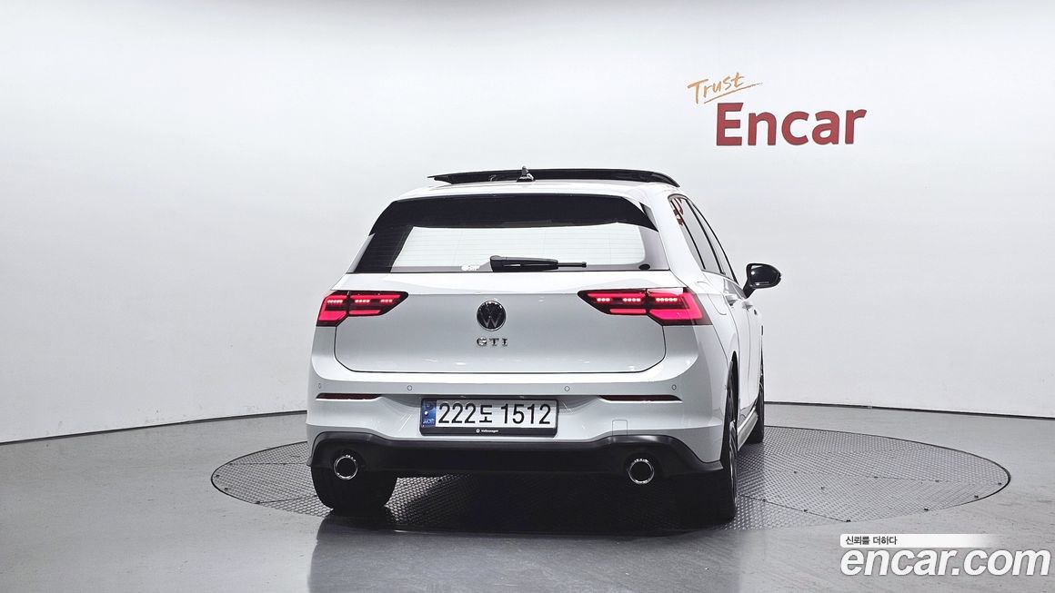 Volkswagen Golf 2024