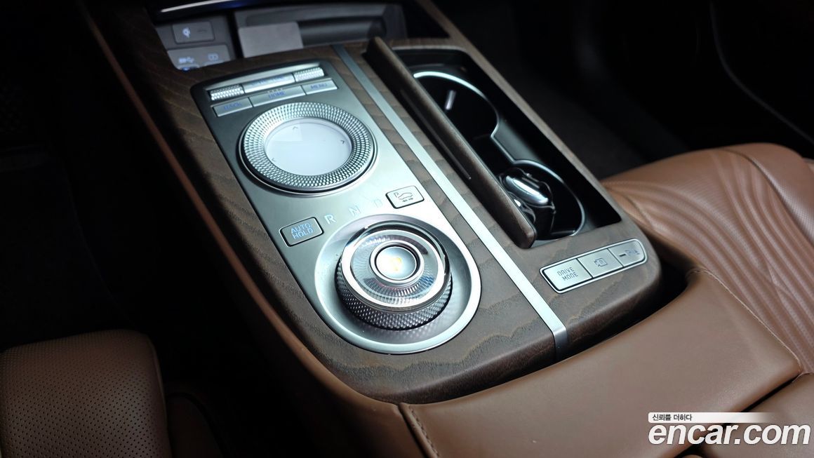 Genesis G80 2021