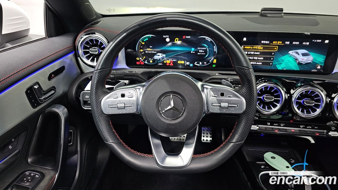 Mercedes-Benz CLA-Class 2023