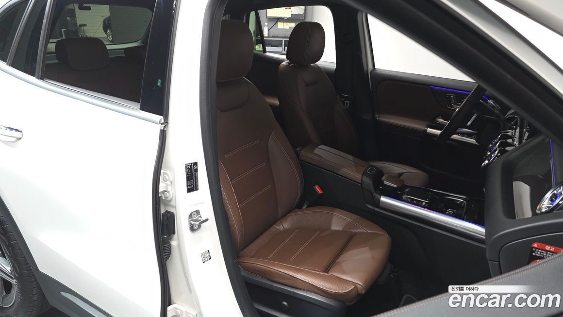 Mercedes-Benz GLA-Class 2023