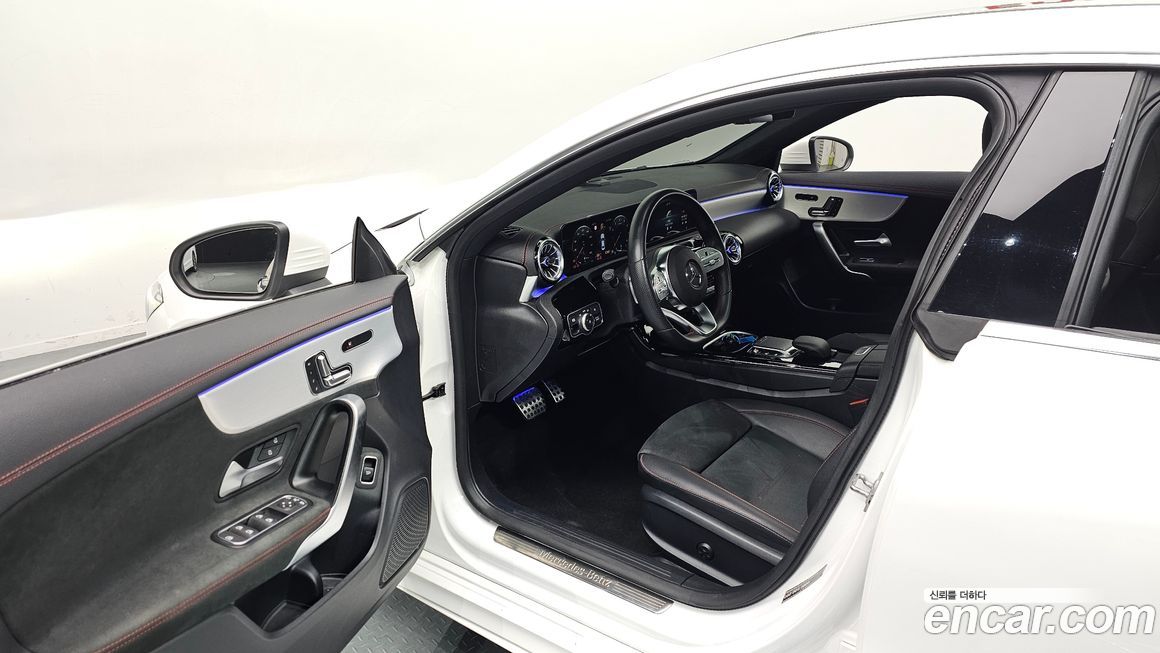 Mercedes-Benz CLA-Class 2023