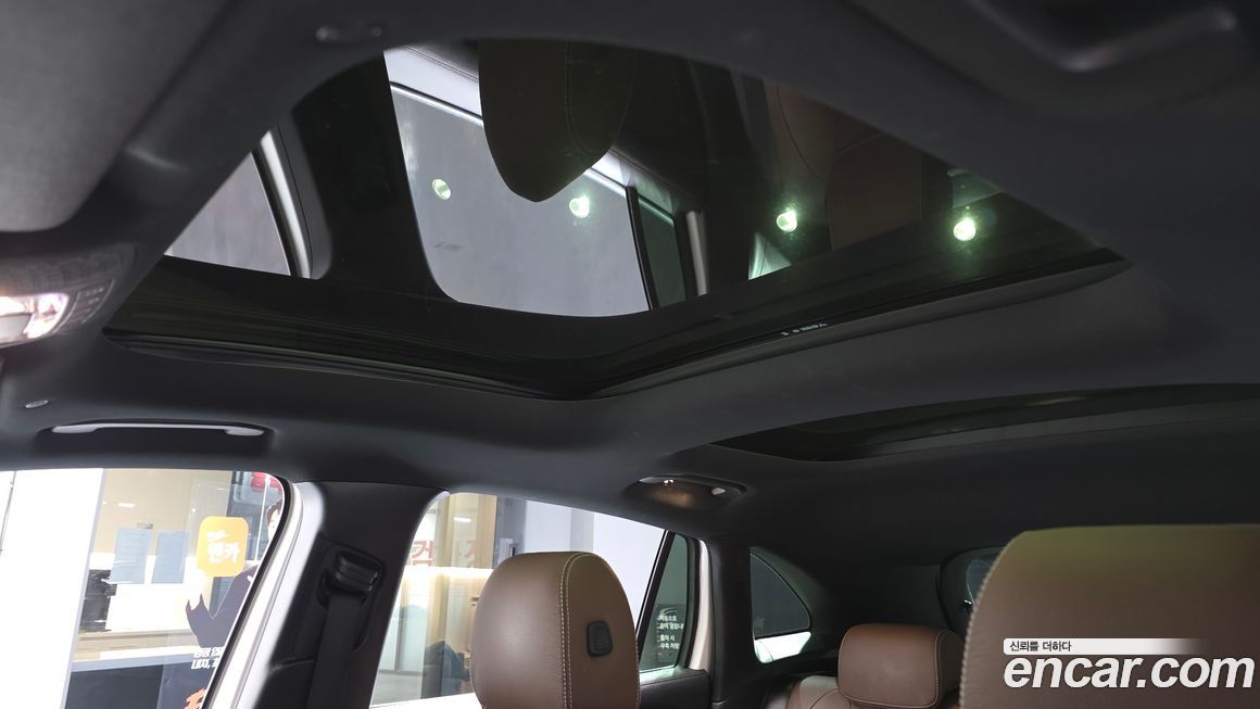 Mercedes-Benz GLA-Class 2023