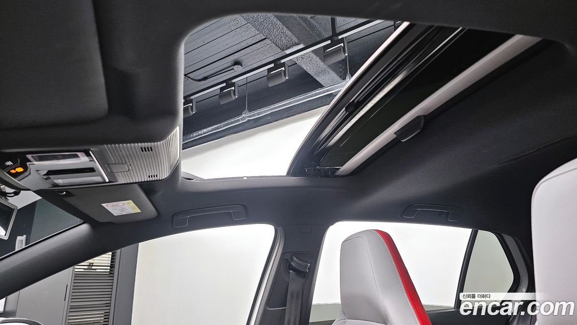 Volkswagen Golf 2024