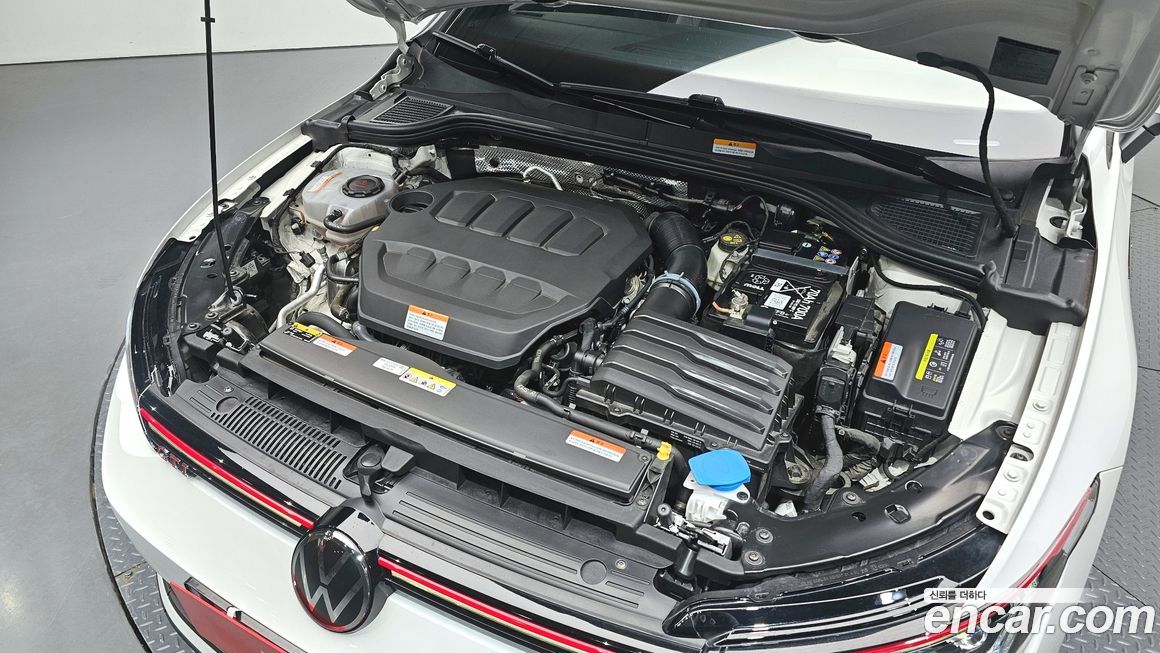 Volkswagen Golf 2024