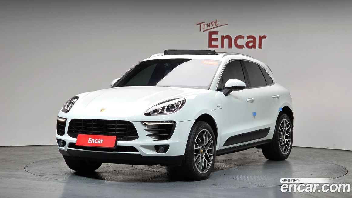 Porsche Macan 2016