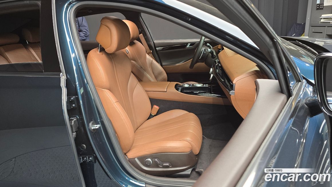 Genesis G80 2022