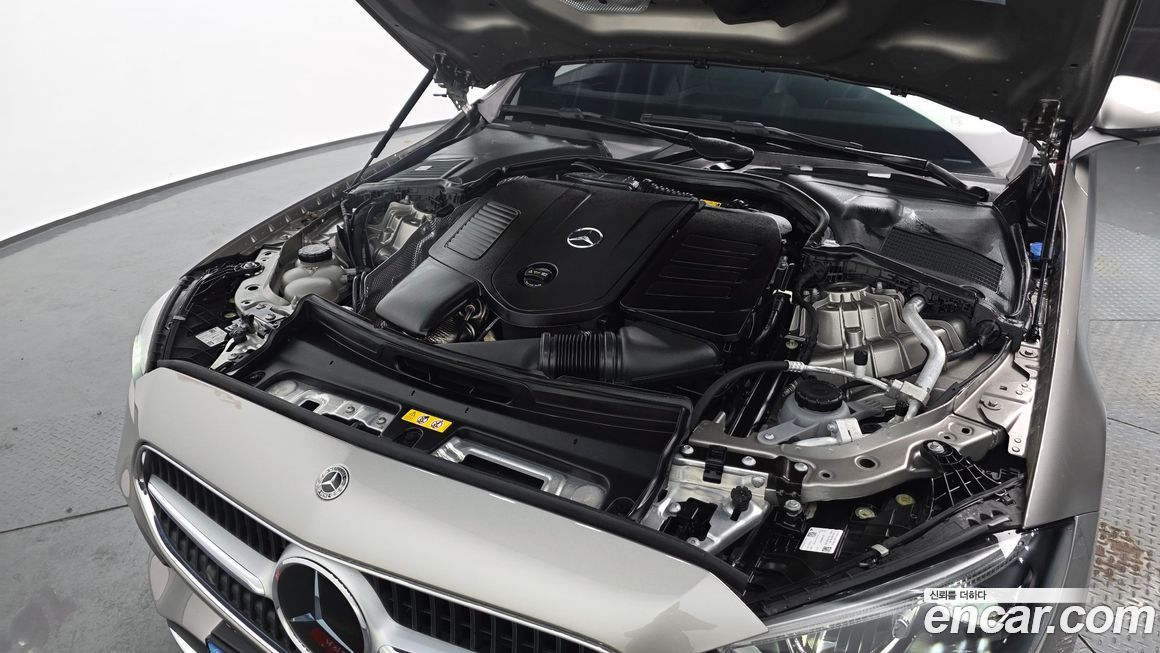 Mercedes-Benz C-Class 2022
