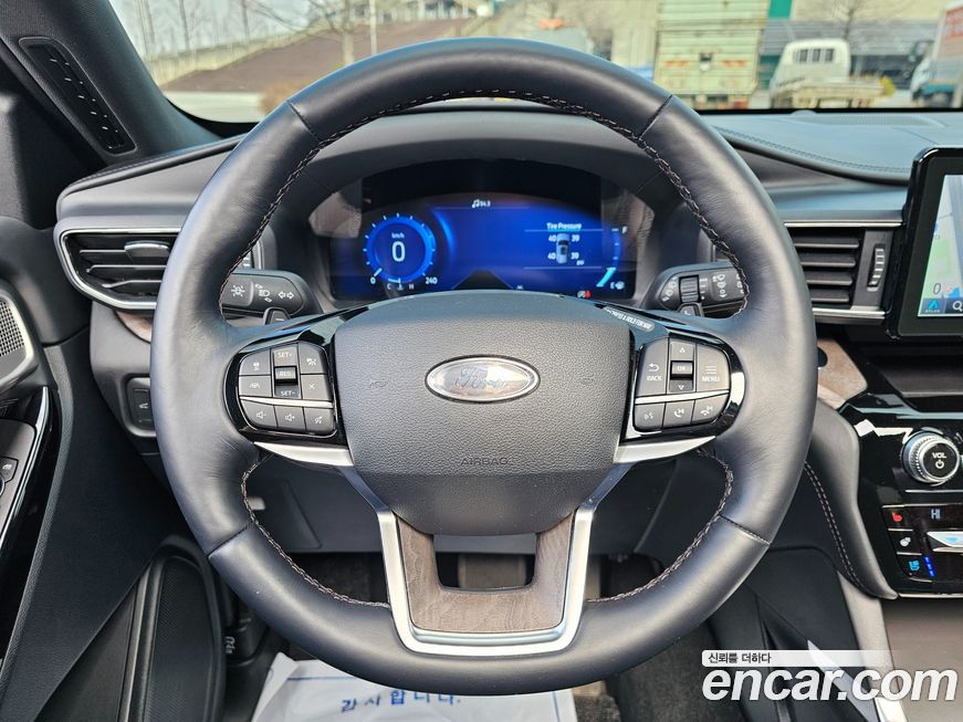 Ford Explorer 2021