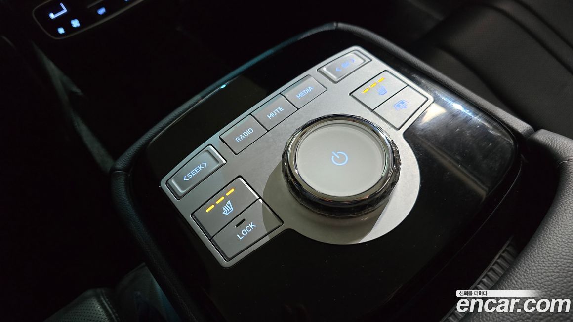 Genesis G80 2023