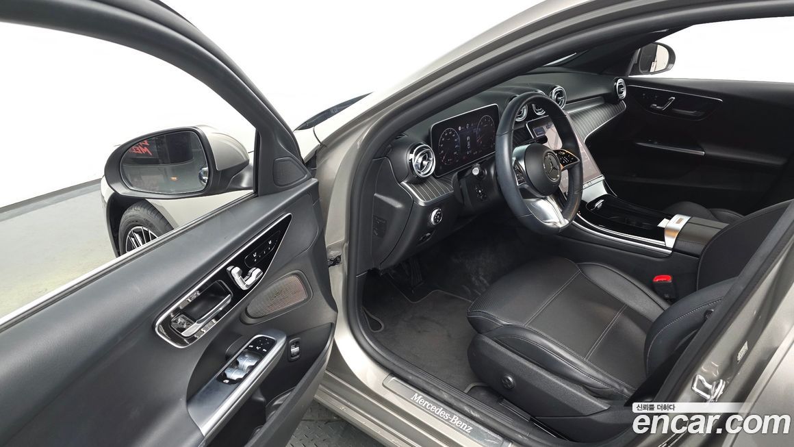 Mercedes-Benz C-Class 2022