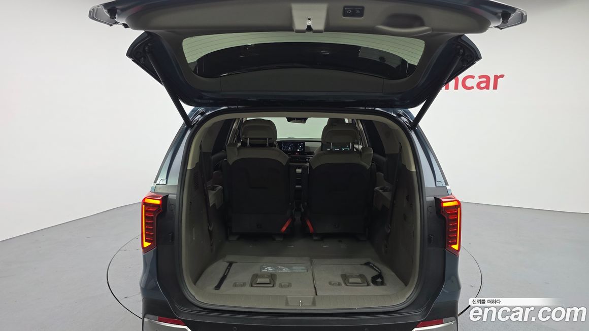 Kia Canival 2025