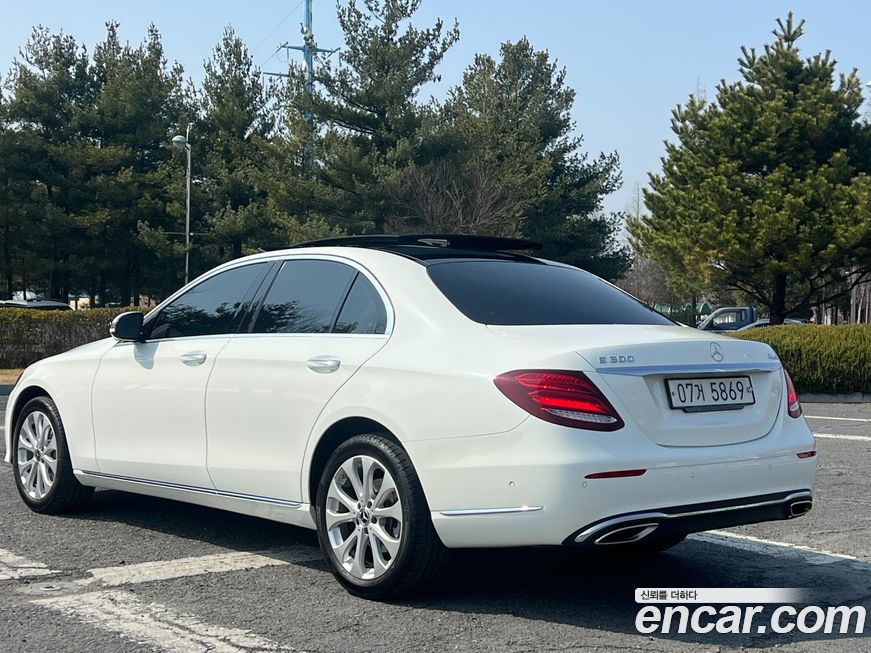 Mercedes-Benz E-Class 2019