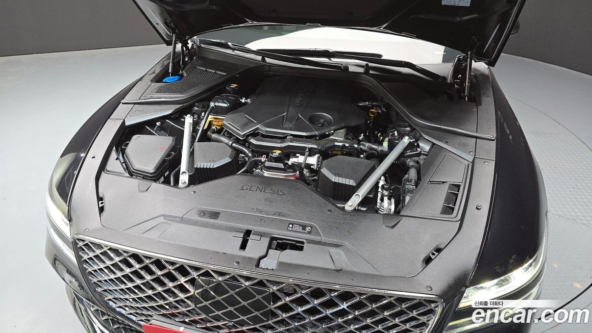 Genesis G80 2023