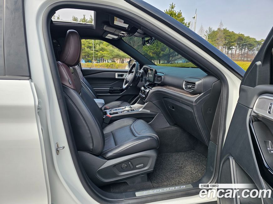 Ford Explorer 2021