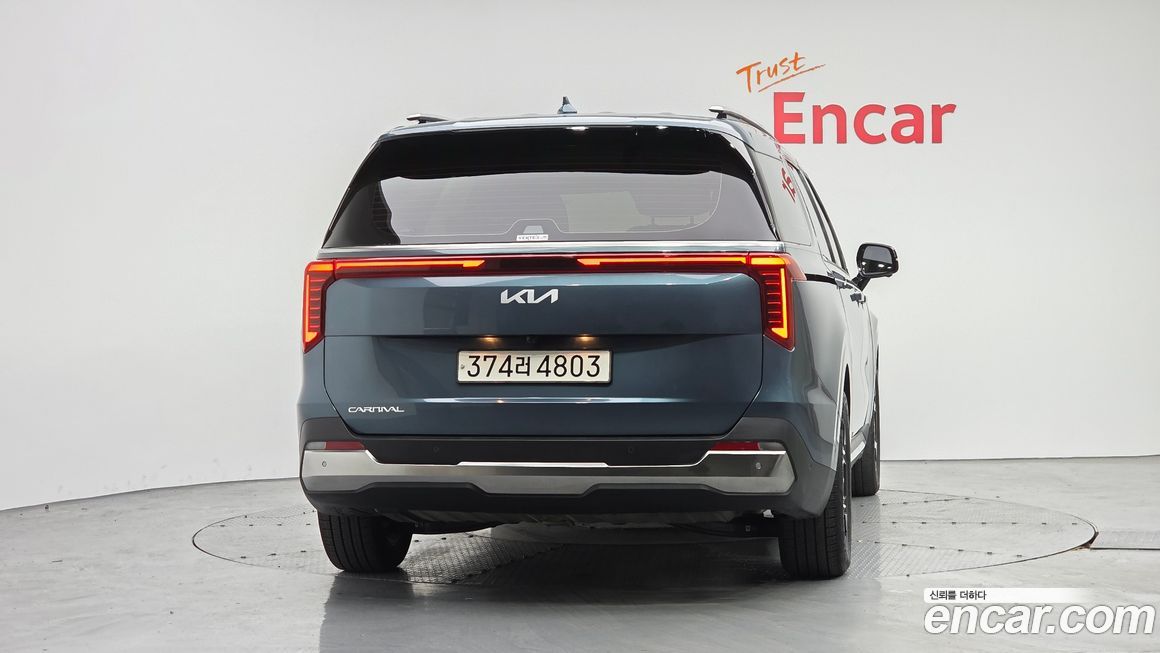 Kia Canival 2025