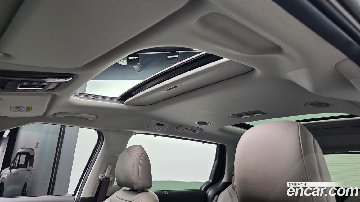 Kia Canival 2024