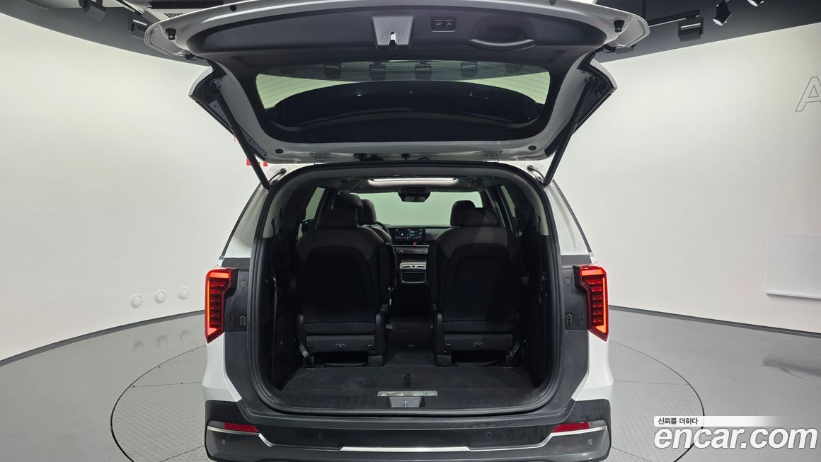 Kia Canival 2024