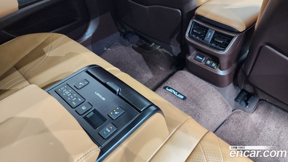 Lexus ES 2019