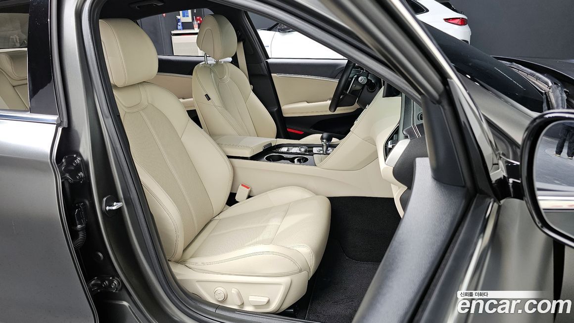 Genesis G70 2024