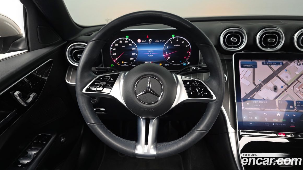 Mercedes-Benz C-Class 2022