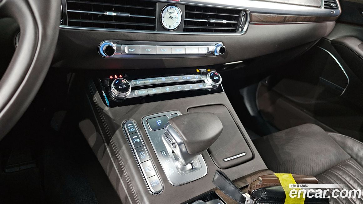 Genesis G90 2021
