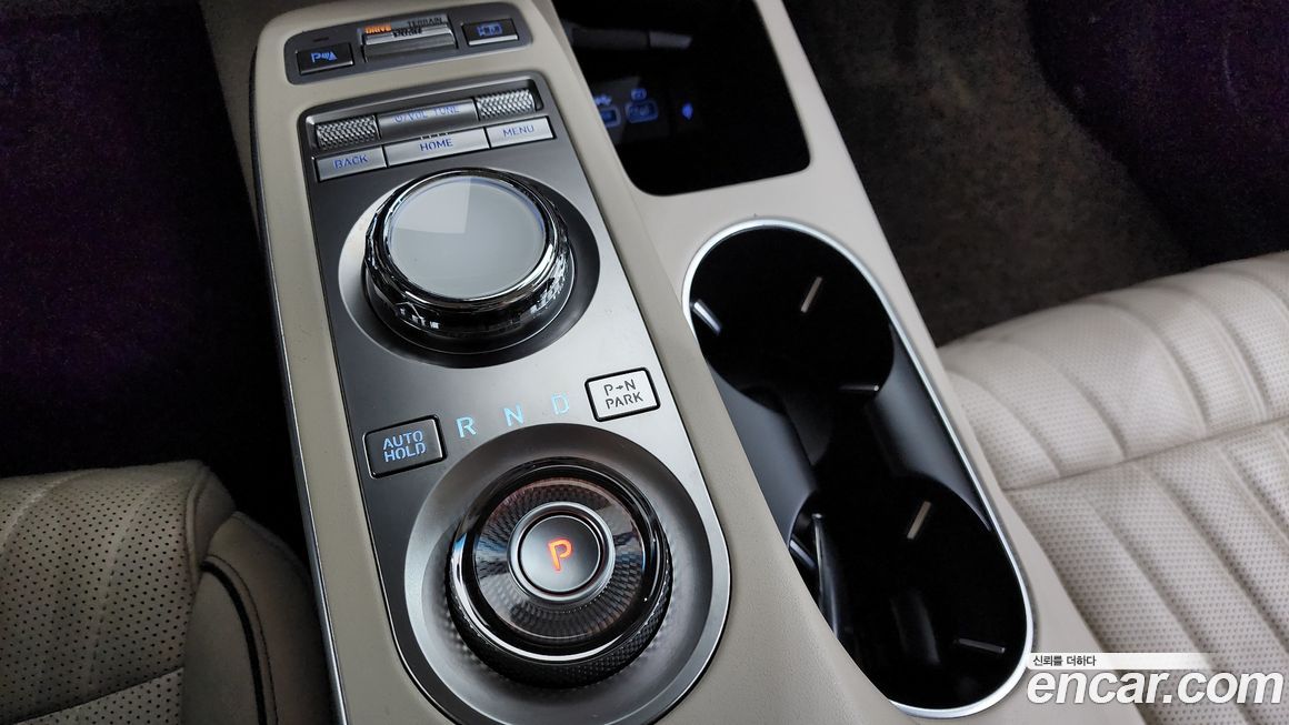 Genesis GV70 2021