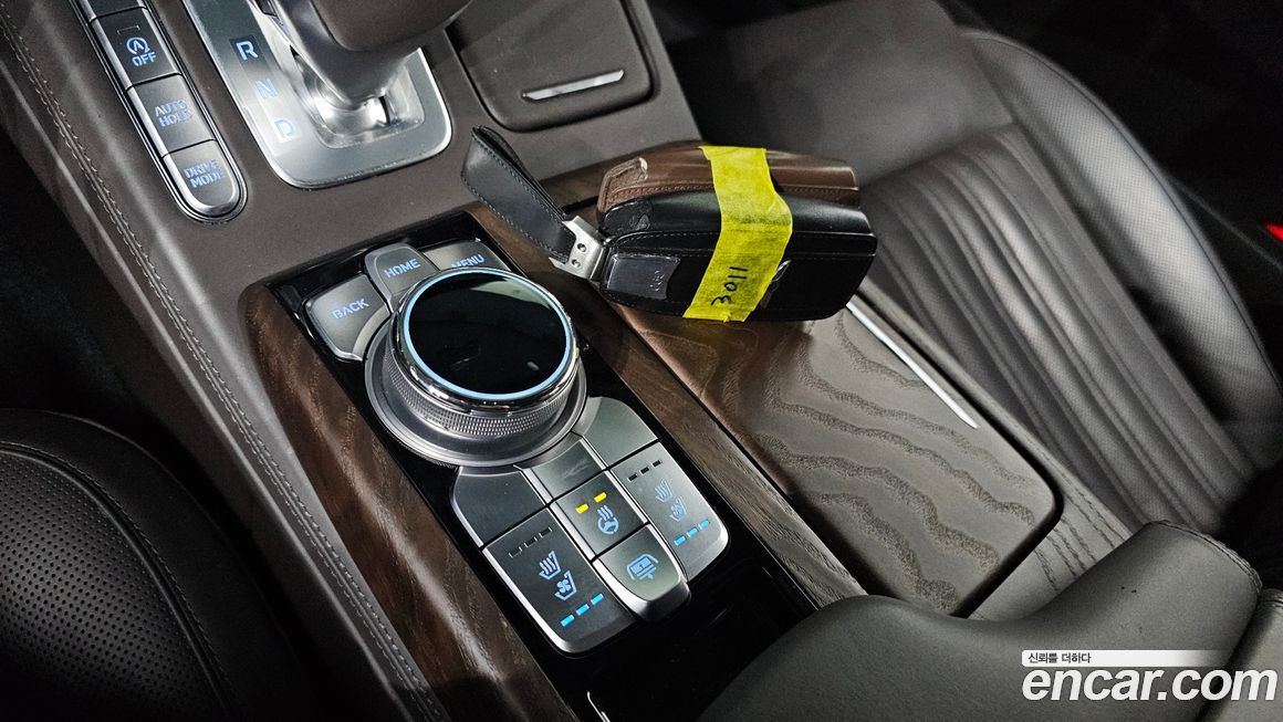 Genesis G90 2021