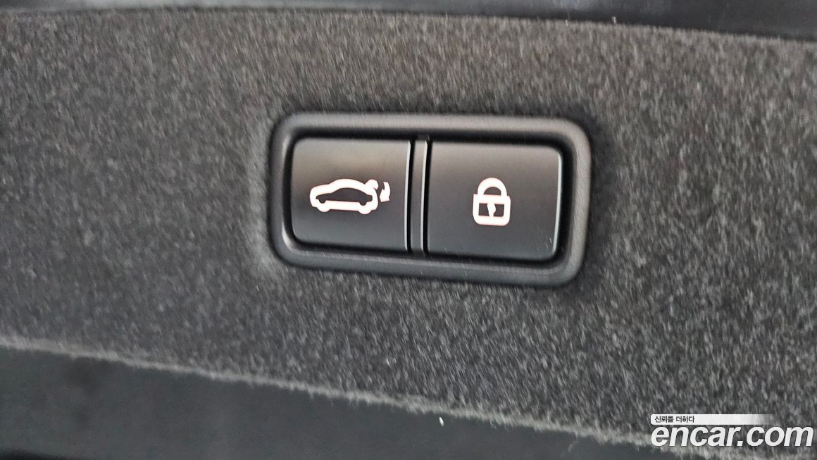 Genesis G90 2021