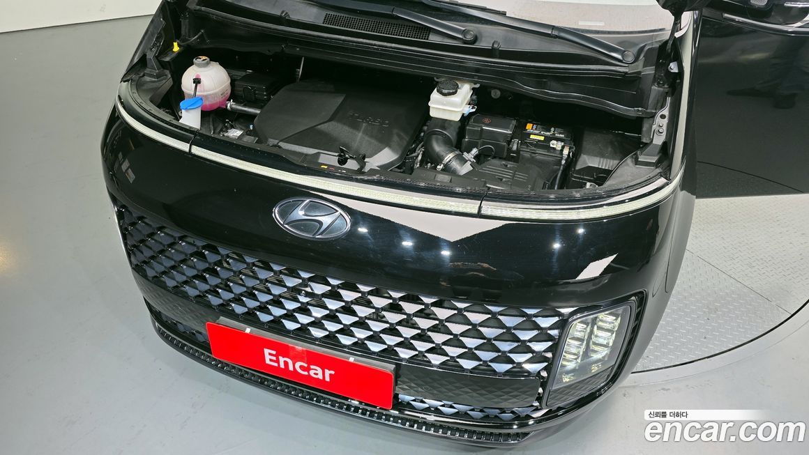 Hyundai Staria 2023