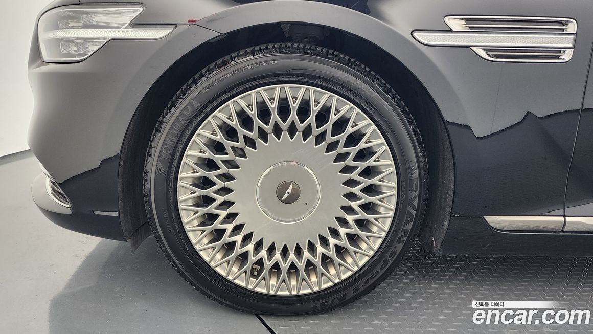Genesis G90 2021