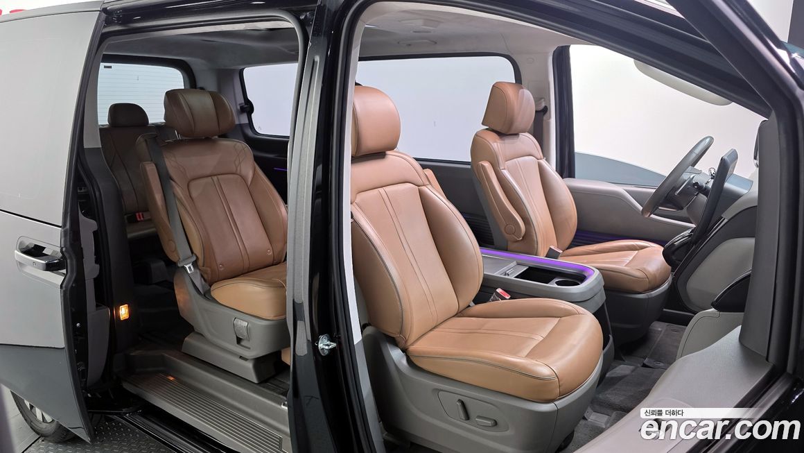 Hyundai Staria 2023