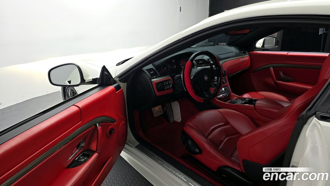 Maserati GranTurismo 2014