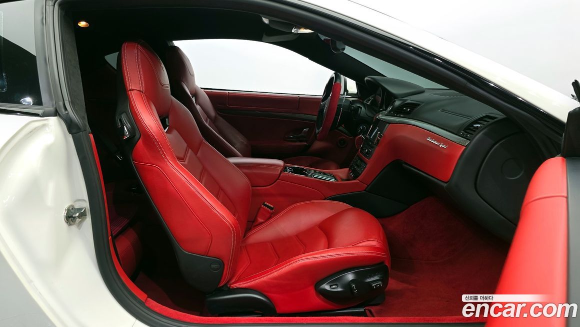 Maserati GranTurismo 2014
