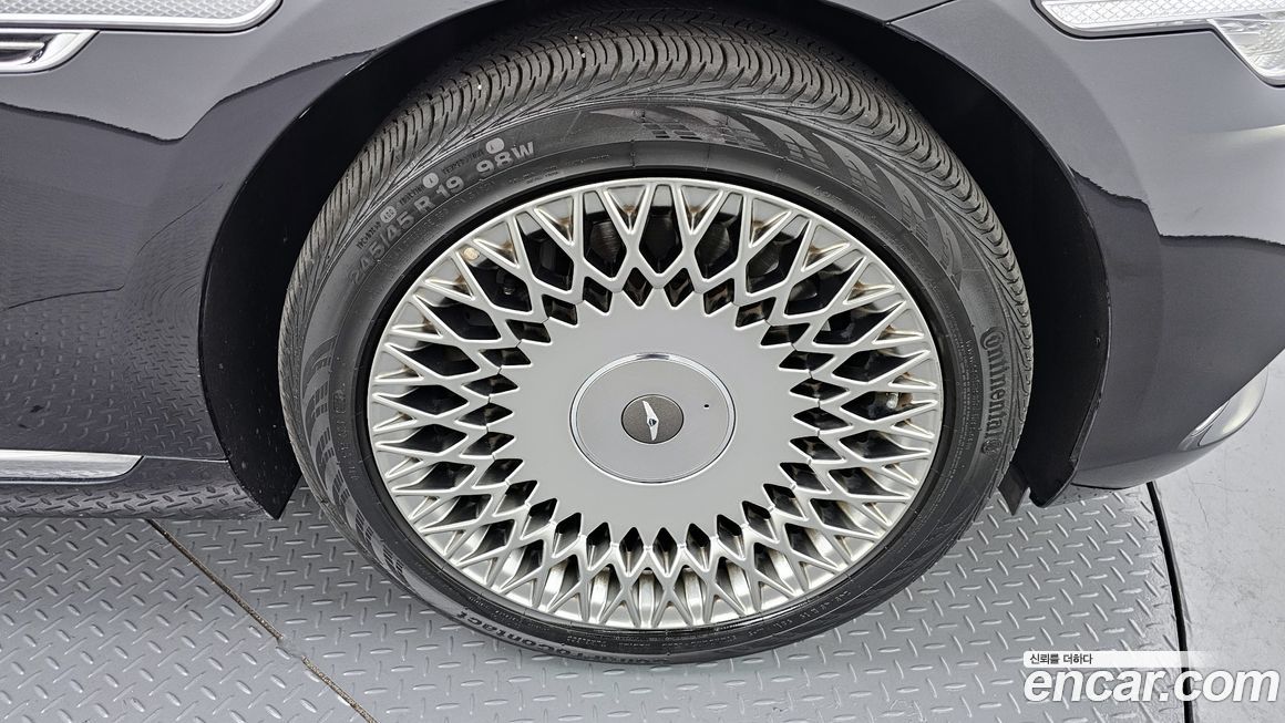 Genesis G90 2021