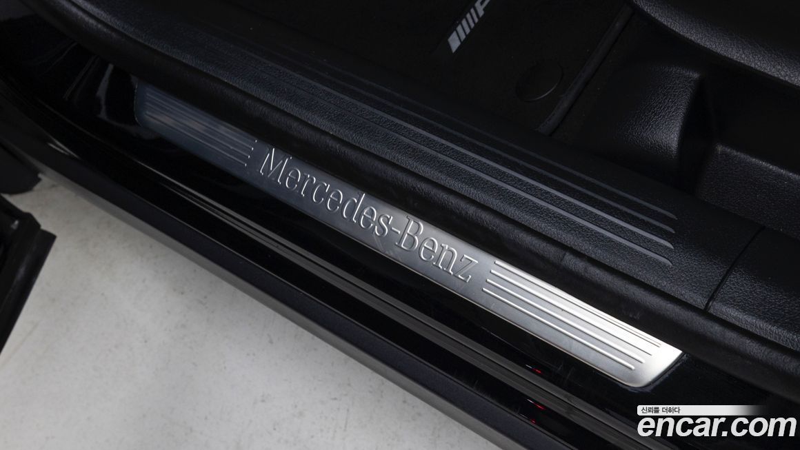 Mercedes-Benz GLB-Class 2025