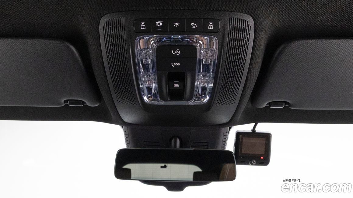 Mercedes-Benz GLB-Class 2025