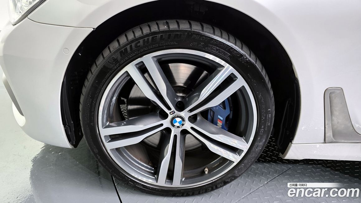 BMW 7-Series 2018