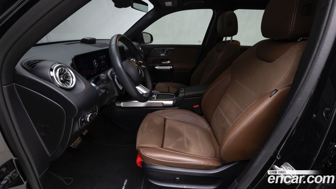 Mercedes-Benz GLB-Class 2025