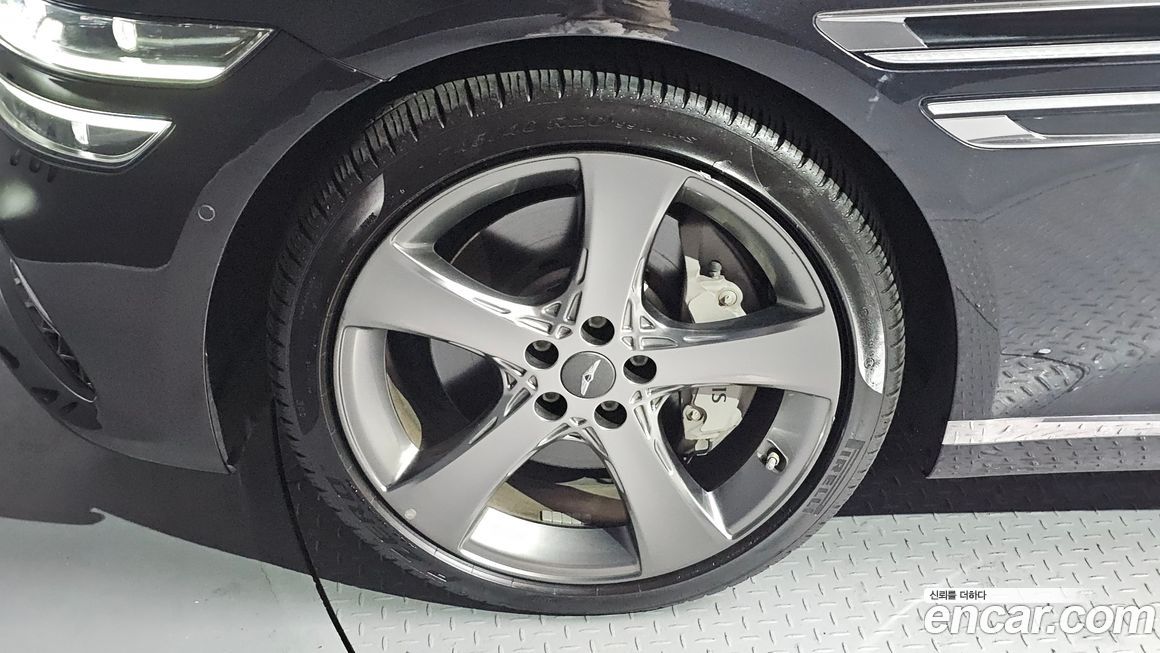 Genesis G80 2023